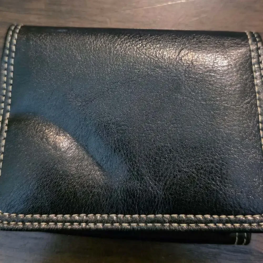 Buxton Go Go Black Leather Mini Trifold Wallet with Contrast Stitching